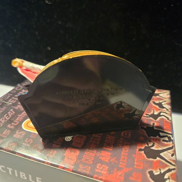 Elvis Presley Live In Las Vegas Collectible Ornament With Mirror Back & Box - Picture 4 of 10